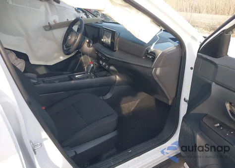 2025 Nissan Kicks S Intelligent Awd из США, поврежденный, VIN 3N8AP6BB4SL318716